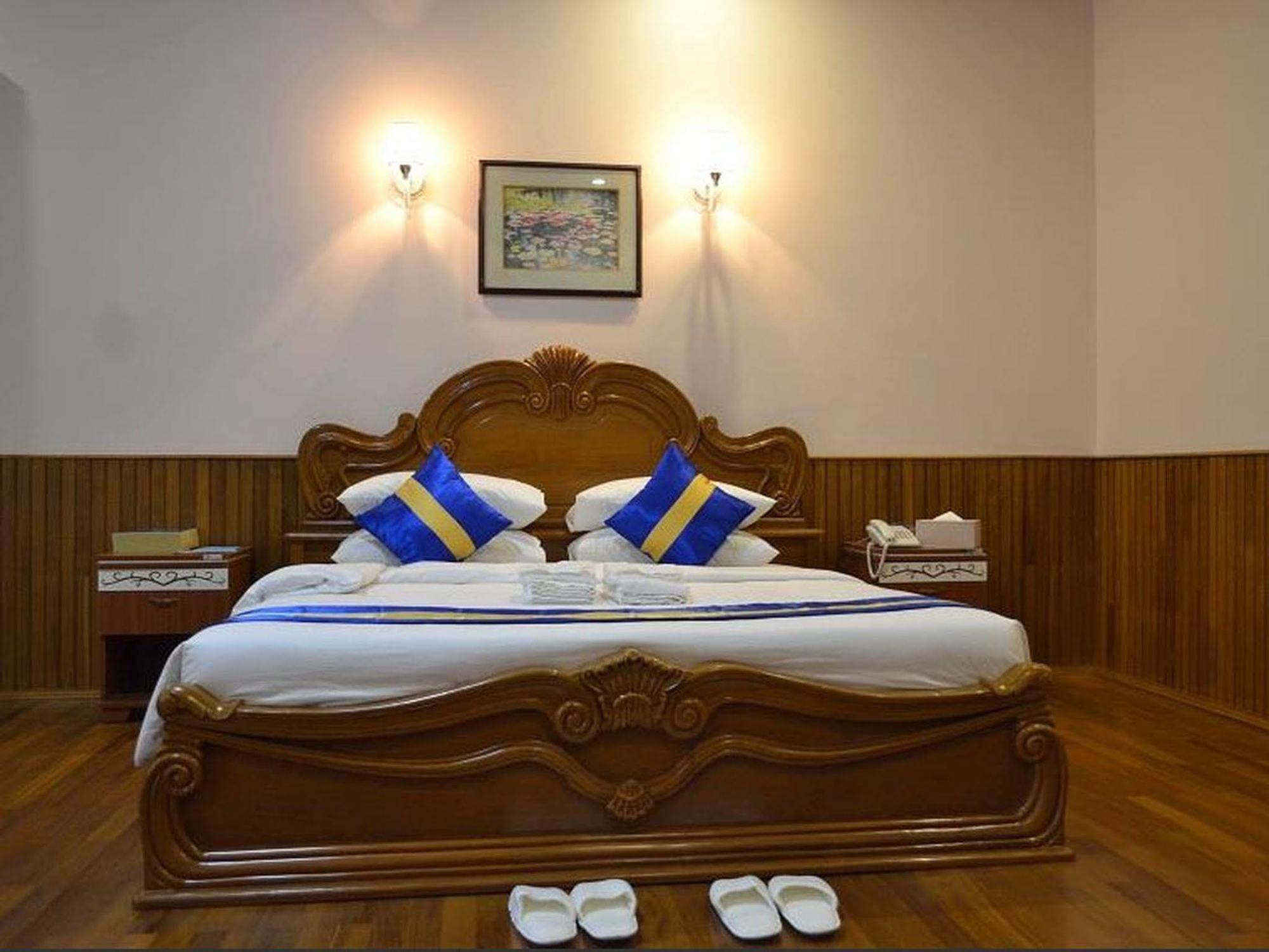 Famous Hotel Bago Kültér fotó
