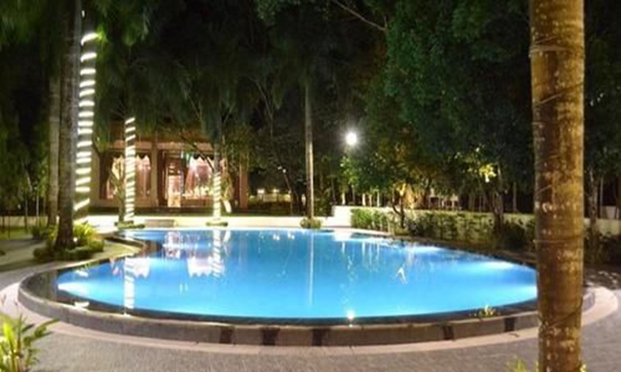 Famous Hotel Bago Kültér fotó